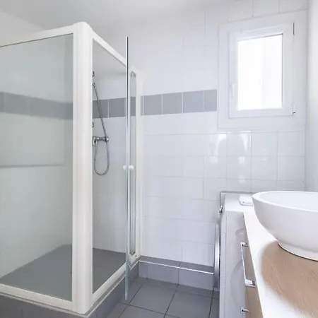 Appartement Le Quai 52 - Spacieux & Lumineux & Gare Sncf *